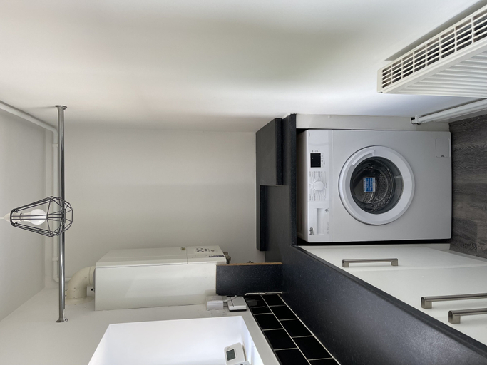 Bathroom 2, 2-bed, Sleeps 4, Free Parking, Pets Allowed, East Sussex