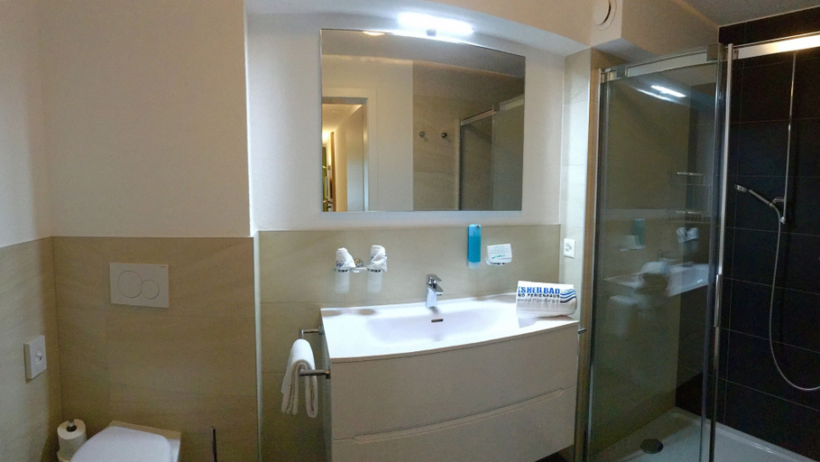 Bathroom 4, Therme 51, Leuk
