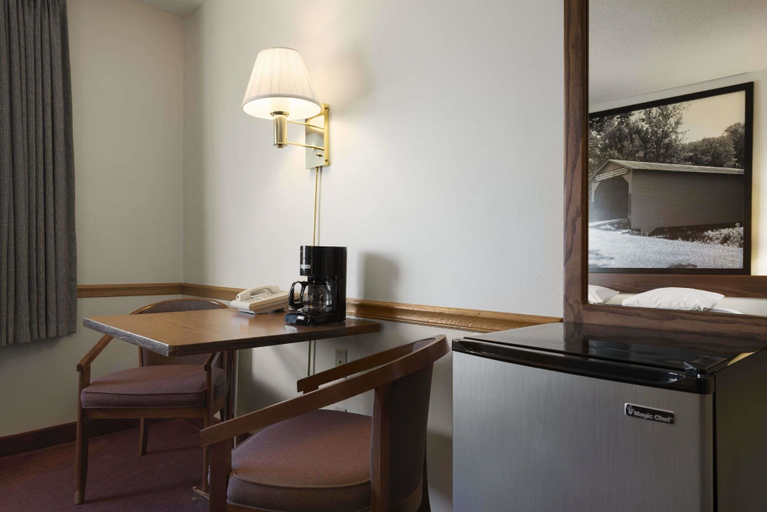 Others 5, Super 8 by Wyndham Danville, Vermilion