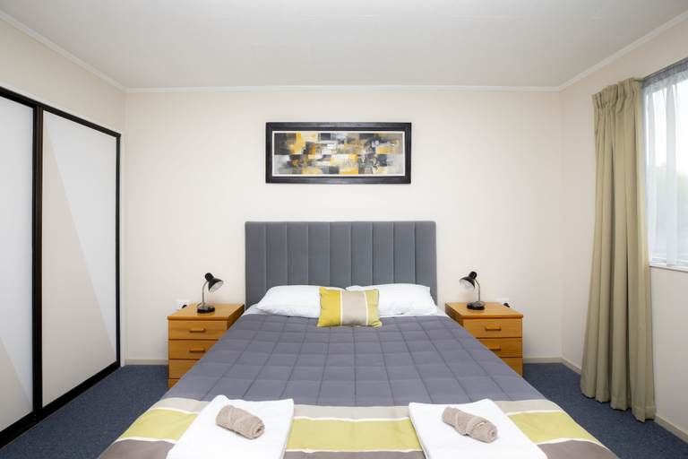 Bedroom 3, Fitzgerald on King, Timaru