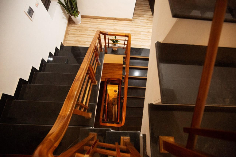 Public Area 3, Hang Mua Lucky House, Hoa Lư