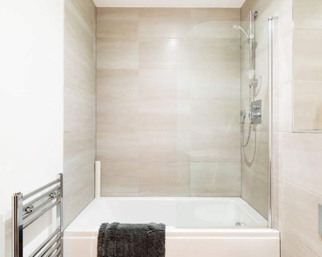 Bathroom 3, KCS Luxury Apartment - Broad Street Birmingham, Birmingham