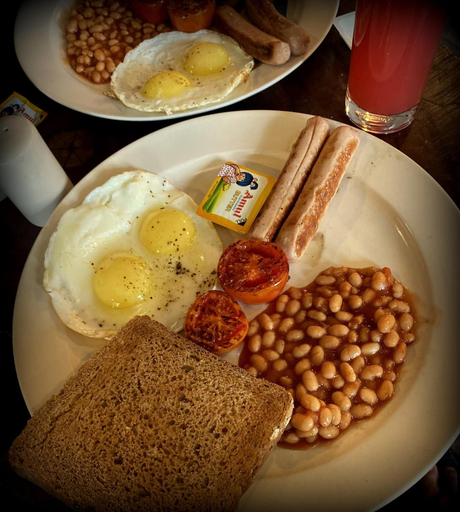 Food & Drinks 5, Royal Mansion, Kullu