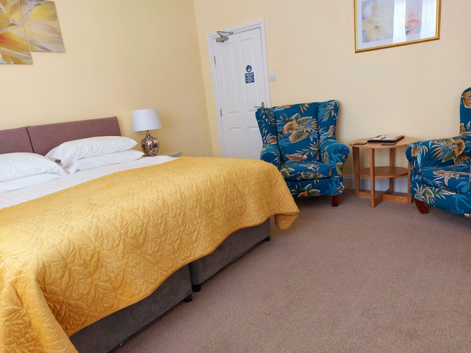 Bedroom 2, Two Beaches, Torbay
