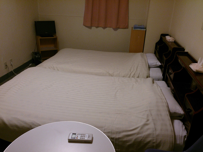 Bedroom 3, Hatoya Hotel, Toshima