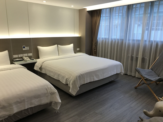 Bedroom 3, Golden Garden Hotel, Taipei City