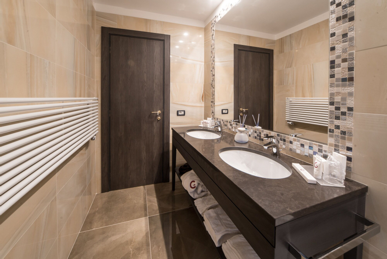 Bathroom 3