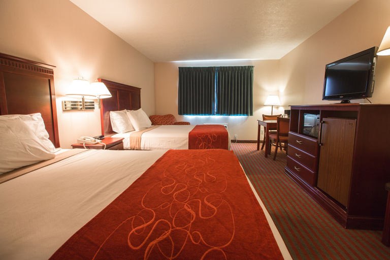 Bedroom 3, Bridgeway Inn & Suites Sublimity, Marion