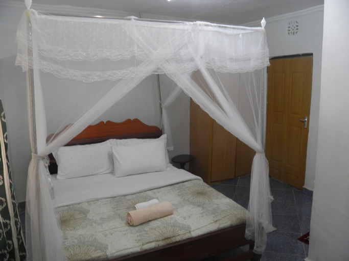Bedroom 6
