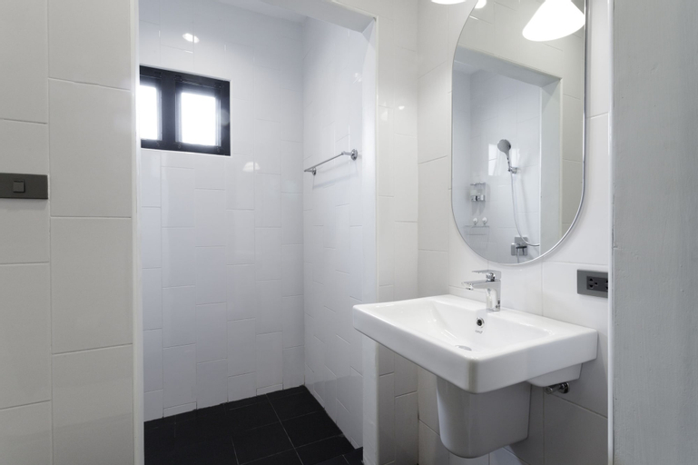 Bathroom 3