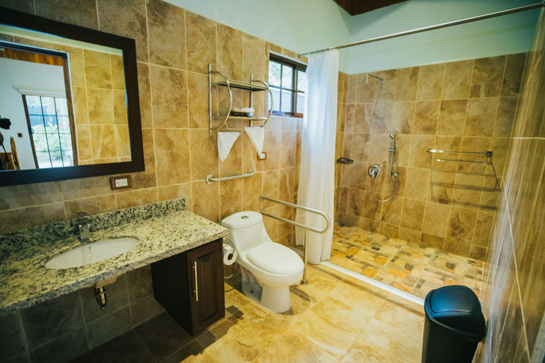 Bathroom 3, Bungalows Punta Uva, Talamanca