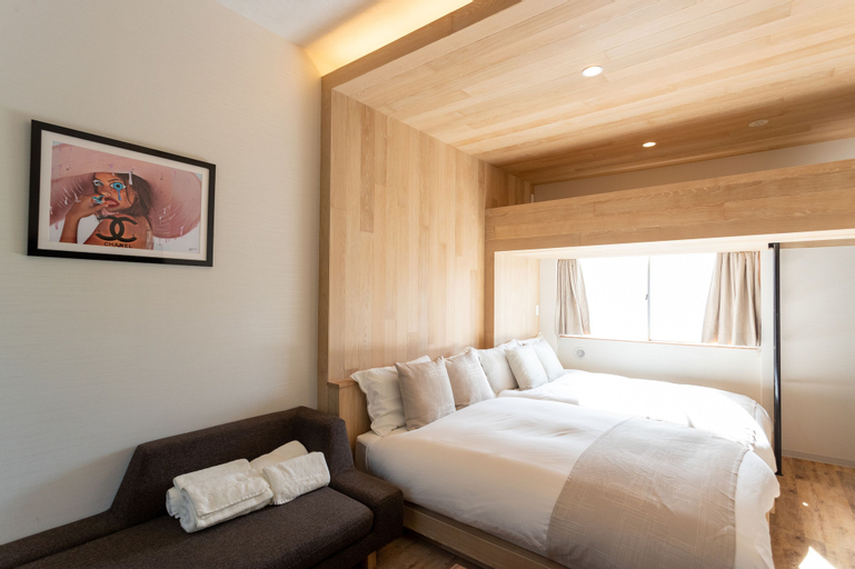 Bedroom 18