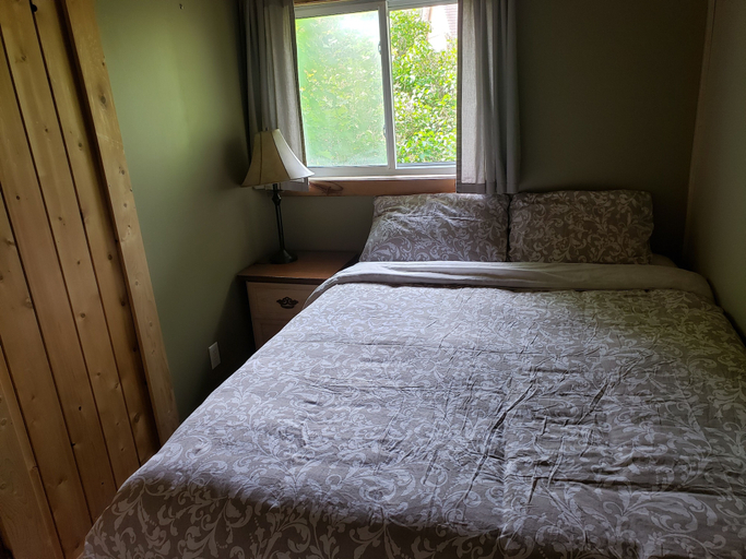 Bedroom 3, Little Tub Harbour Cottage, Lake Hurron