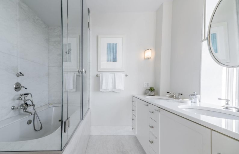 Bathroom 3, The Carlyle, A Rosewood Hotel, New York