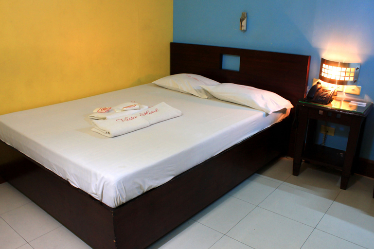 Bedroom 12