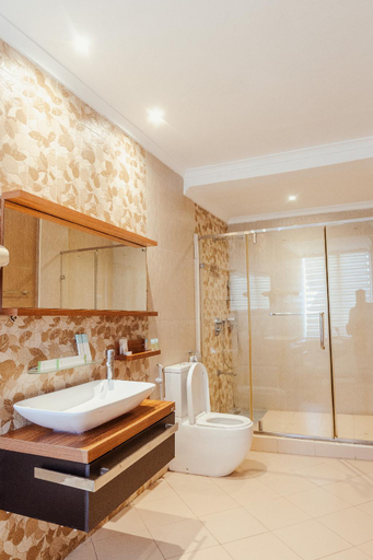 Bathroom 4, Tanga Beach Resort , Tanga