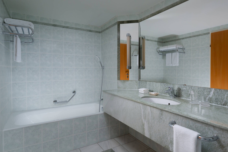 Bathroom 4, JW Marriott Bucharest Grand Hotel, Municipiul Bucuresti