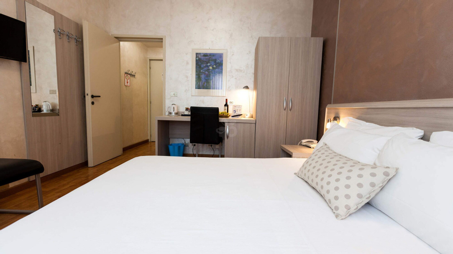 Bedroom 11