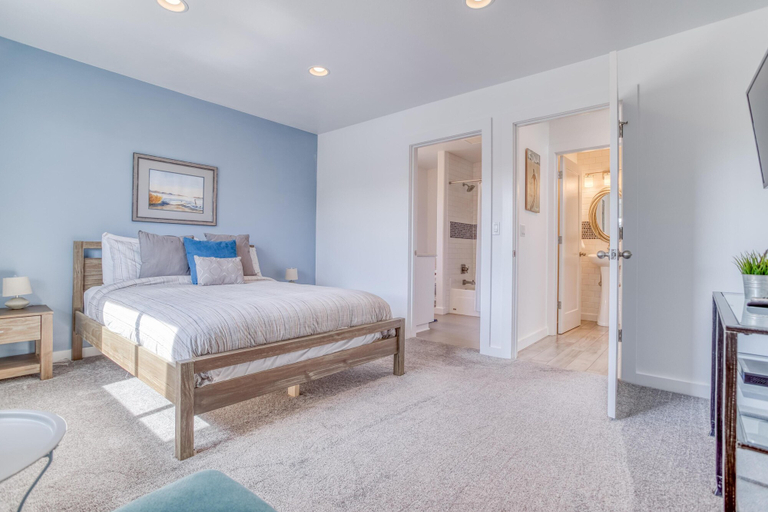 Bedroom 3, Breakwater Beach House, Lincoln