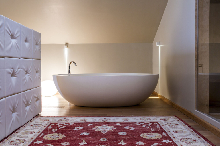 Bathroom 5