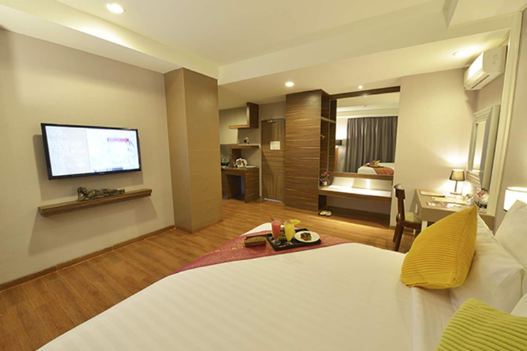 Bedroom 12