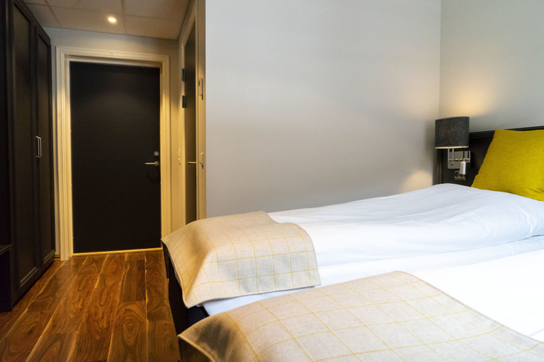 Bedroom 4, Vollan Gjestestue, Balsfjord