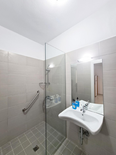 Bathroom 5, Villa Victoria - 3 Bedroom Villa With a Pool, Ionian Islands