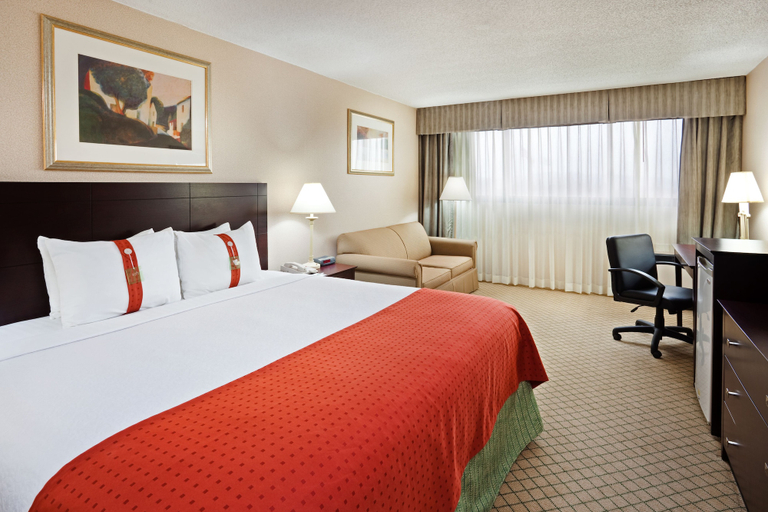 Bedroom 3, Holiday Inn Johnson City by IHG, Washington
