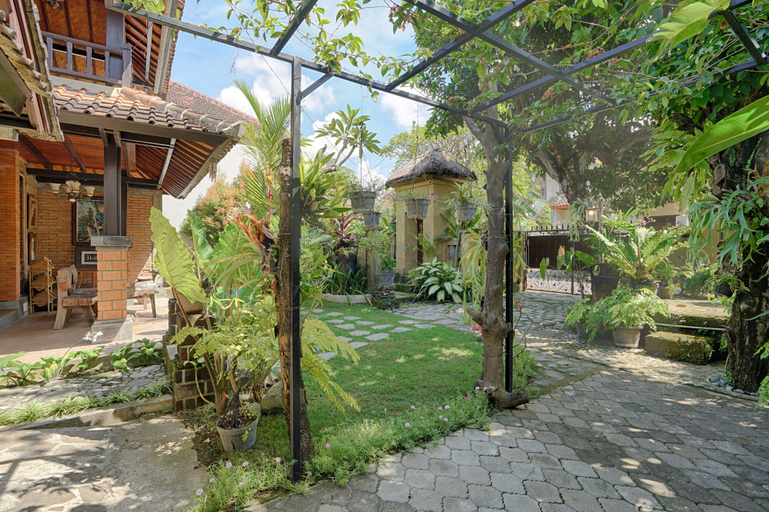 Exterior & Views 2, Katang-katang Guest House Bali, Denpasar