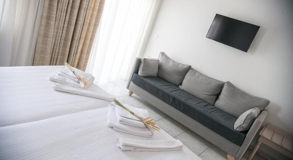 Bedroom 5, Maria Plomari Apartments, North Aegean