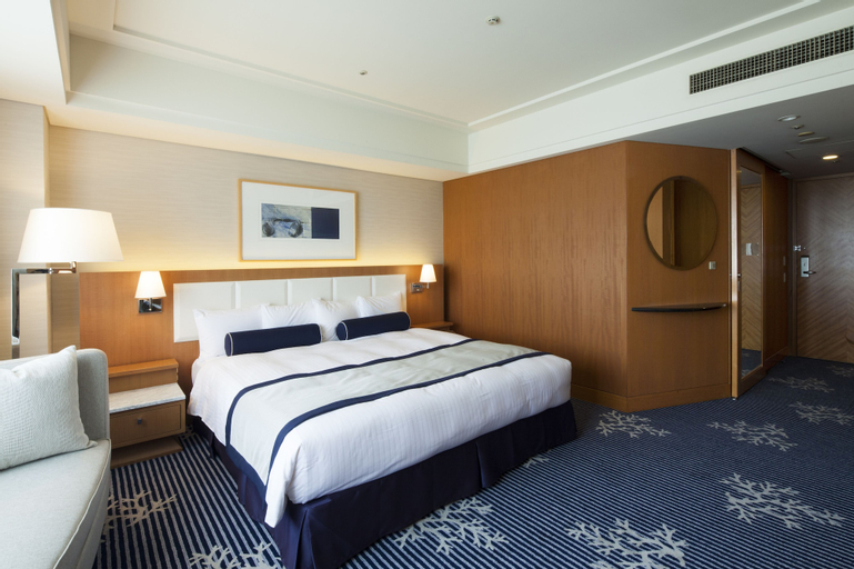 Bedroom 13