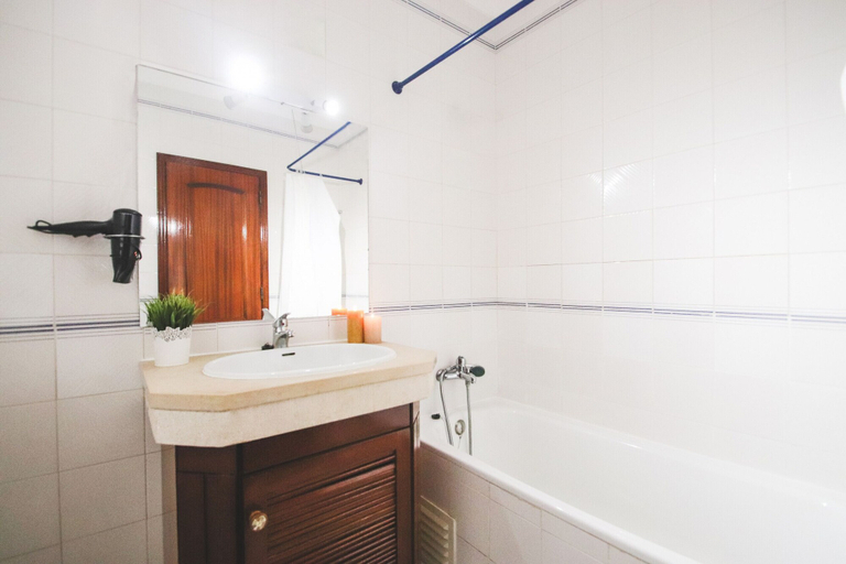 Bathroom, Apartment Atlantic Sea, Albufeira