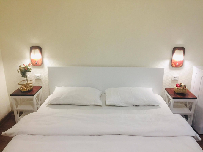 Bedroom 3, Apartment near Parliament, Tbilisi