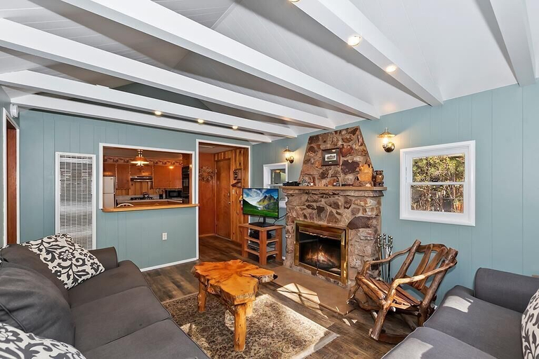 Others 1, 064 - Mountainwood, San Bernardino
