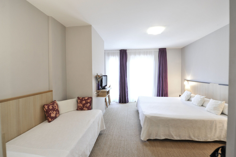 Bedroom 3, Hôtel Les Esclargies, Lot