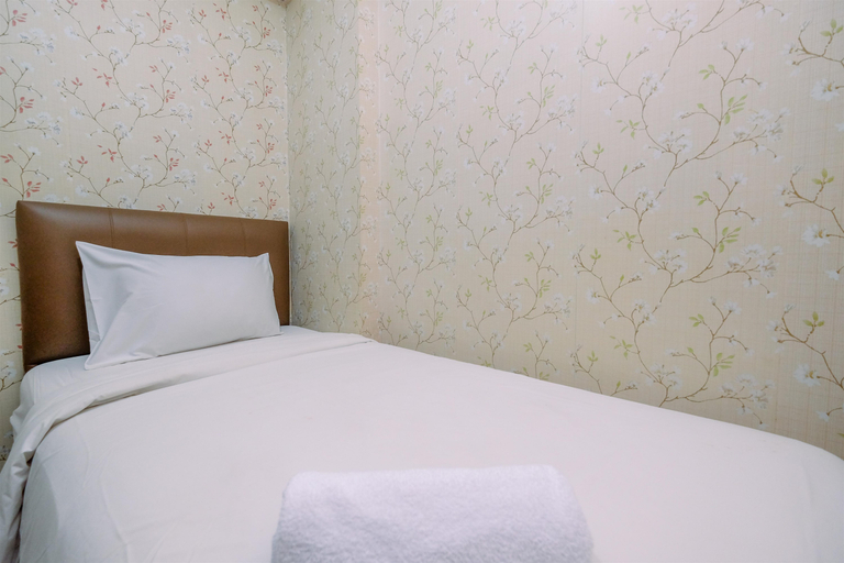 Bedroom 3, Comfortable and Tidy 2BR Lagoon Bekasi Town Square Apartment By Travelio, Bekasi