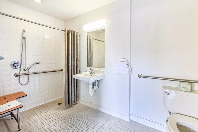 Bathroom 5, Motel 6 Sunnyvale, CA - South, Santa Clara