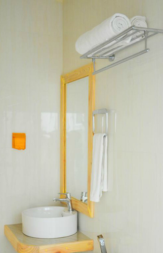 Bathroom 5, Alaika Maafushi, Kaafu Atoll