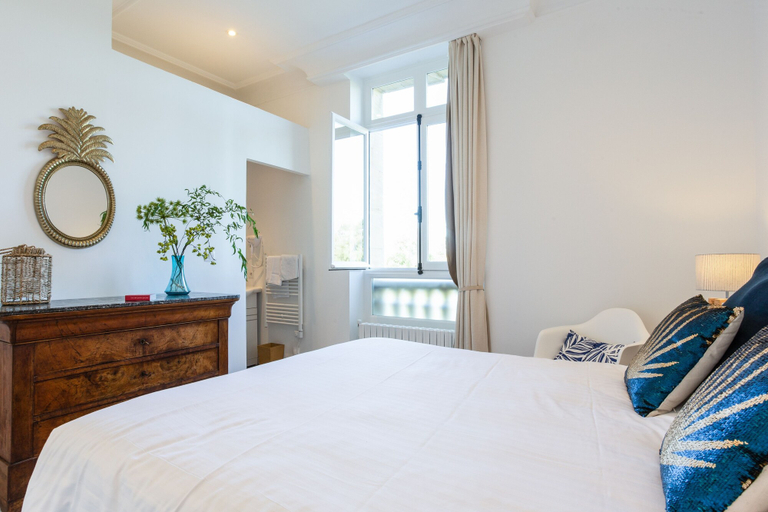 Bedroom 3, Château Côte de Nacre, Calvados