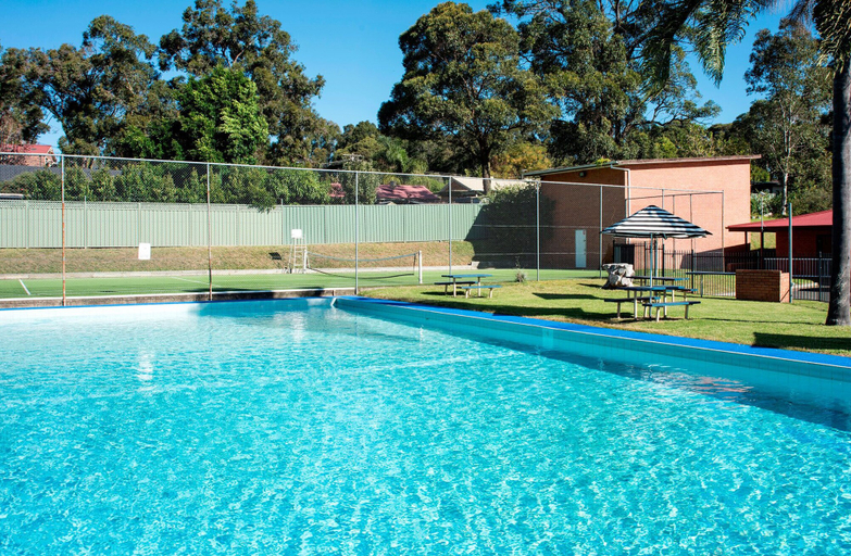 Sport & Beauty 5, Nightcap at Archer Hotel, Shoalhaven - Pt A