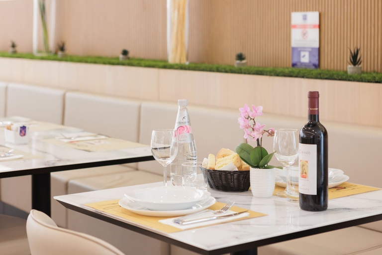 Food & Drinks 5, JR Hotels Bologna Gate 7, Bologna