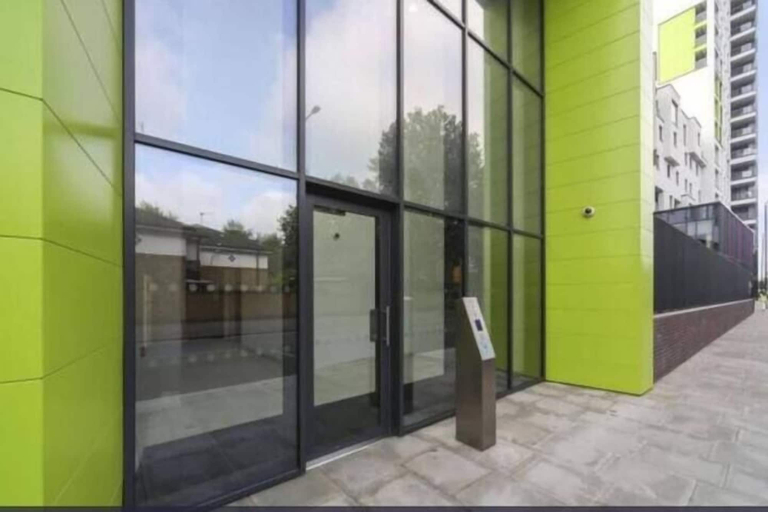 Others 4, Brand new modern flat in Bermondsey, London