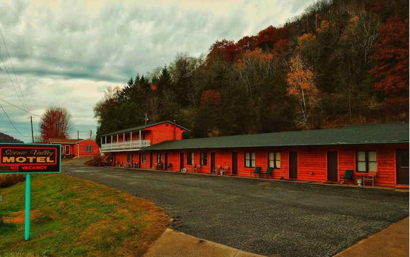 Exterior & Views 1, Scenic Valley Motel, Allamakee