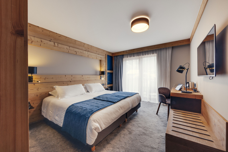 Bedroom 3, L'Avancher, Savoie