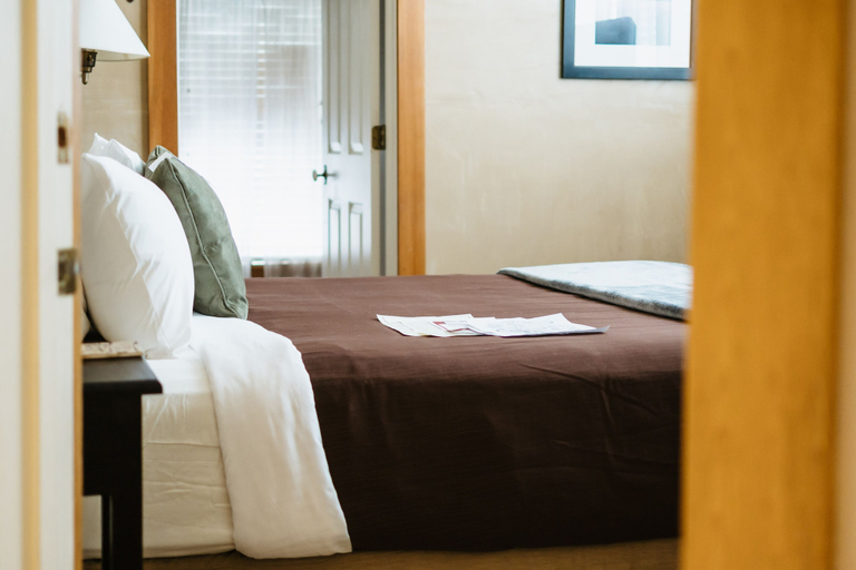 Bedroom 3, Volcano Union Inn and Pub, Amador