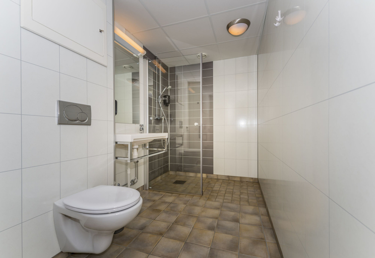 Bathroom 3, Fast Hotel Svolvær, Vågan