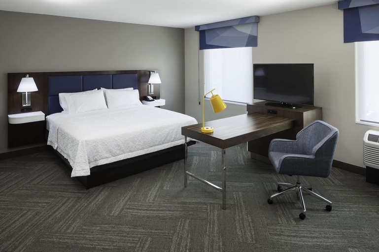 Bedroom 14