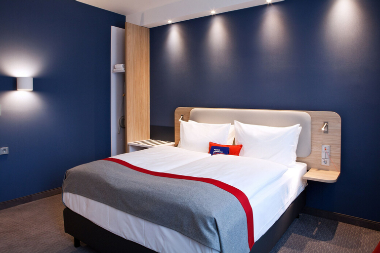 Bedroom 19