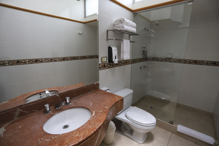 Bathroom 5, Casa Andina Standard Chincha, Chincha