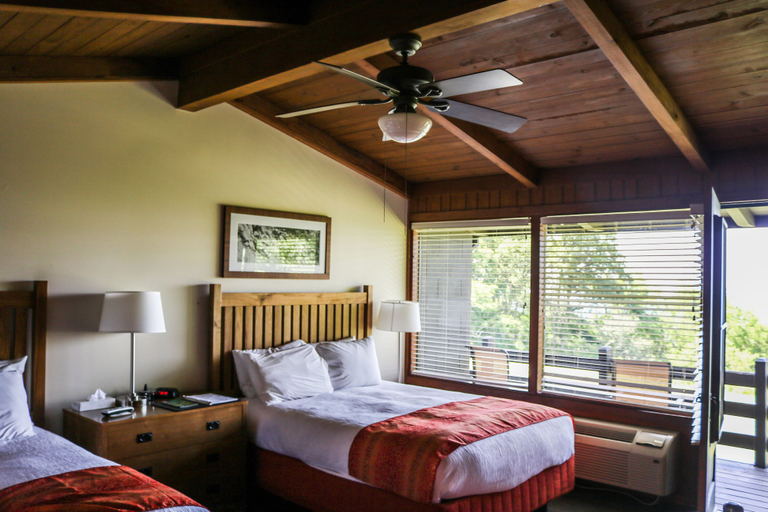 Bedroom 3, Skyland, Page